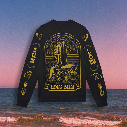 LADY ON HORSE LONG SLEEVE SURF TEE - BLACK